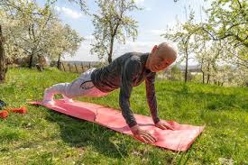 晋级欧冠8强！贝尔社媒晒皇马庆祝照：Hala Madr