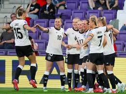 阿季奇补时世界波绝杀！尤文主场4-3战胜国米 [尤文图斯国际米兰]